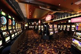 topqq fitur unggulan taruhan parlay live betting dan cash out